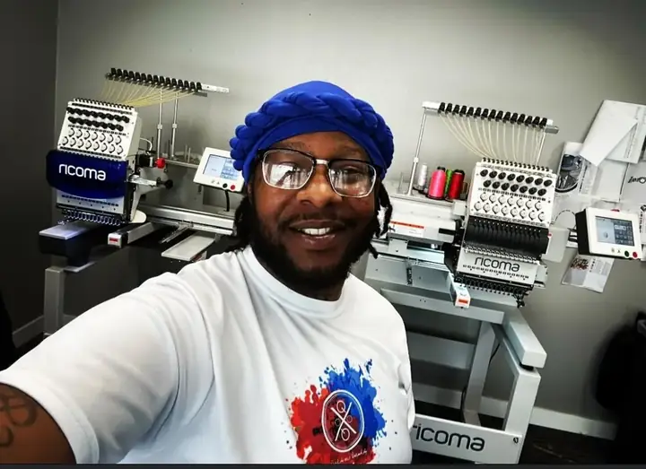 Chy Reco in the QoQ Customz embroidery studio